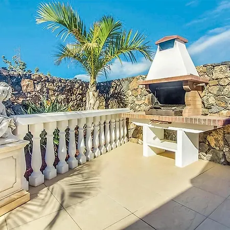 Ca Cest La Vie Holiday home *